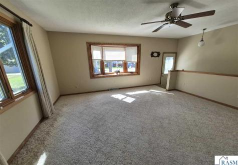 409 SE Linden Street Sleepy Eye MN 56085