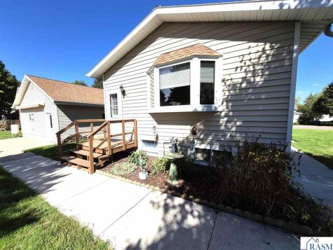 409 SE Linden Street Sleepy Eye MN 56085