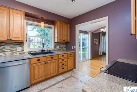 50 Marquette Avenue North Mankato MN 56003