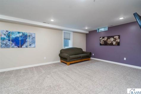 50 Marquette Avenue North Mankato MN 56003