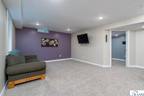 50 Marquette Avenue North Mankato MN 56003