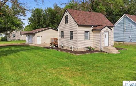 412 S Central Avenue Mapleton MN 56065