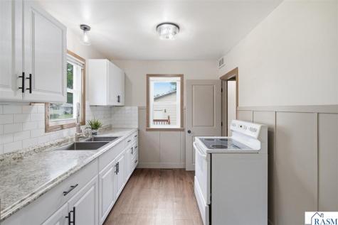 412 S Central Avenue Mapleton MN 56065