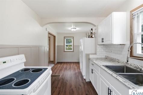 412 S Central Avenue Mapleton MN 56065