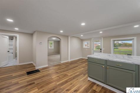 306 SE 5th Avenue Mapleton MN 56065