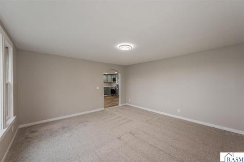 306 SE 5th Avenue Mapleton MN 56065