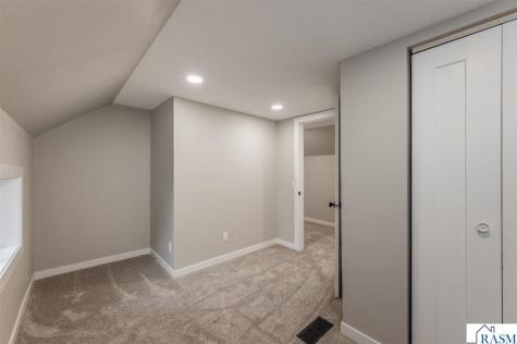 306 SE 5th Avenue Mapleton MN 56065