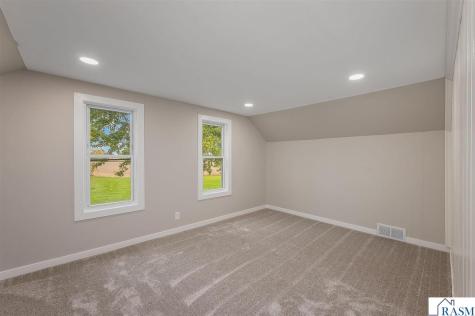 306 SE 5th Avenue Mapleton MN 56065