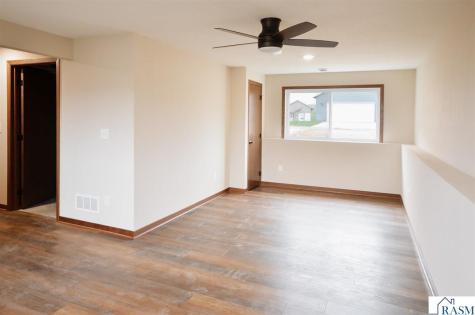 2113 Lunden Street St. Peter MN 56082