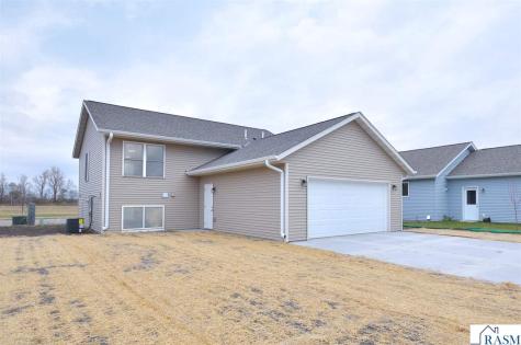 2113 Lunden Street St. Peter MN 56082
