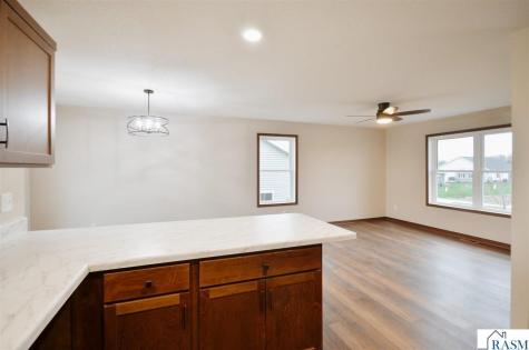 2113 Lunden Street St. Peter MN 56082