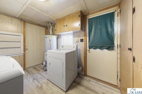 402 N Main Street Lake Crystal MN 56055