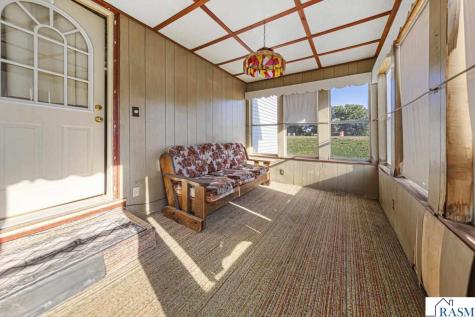 402 N Main Street Lake Crystal MN 56055