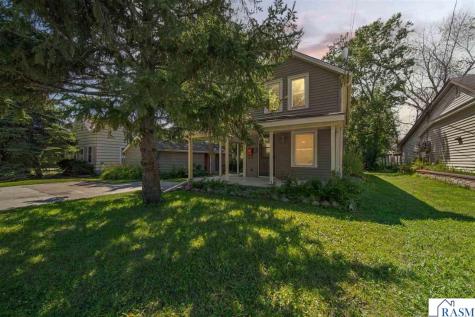 1518 4th Avenue Mankato MN 56001