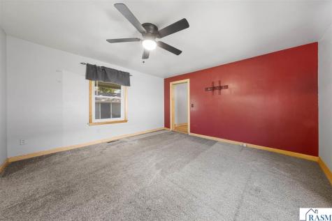 1518 4th Avenue Mankato MN 56001