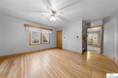 1518 4th Avenue Mankato MN 56001