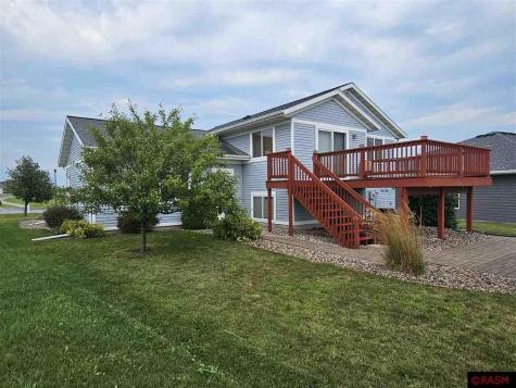 604 Pfaender Drive New Ulm MN 56073