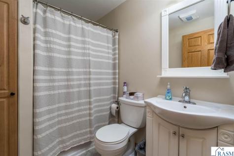 137 Victoria Boulevard Mankato MN 56001