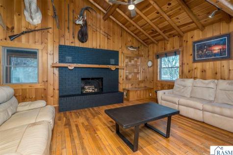 11 NW Cedar Point Lane Elysian MN 56028