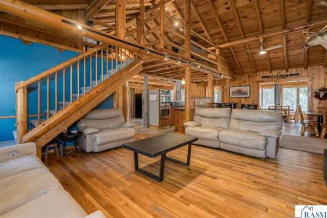 11 NW Cedar Point Lane Elysian MN 56028