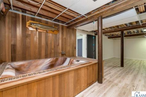 11 NW Cedar Point Lane Elysian MN 56028