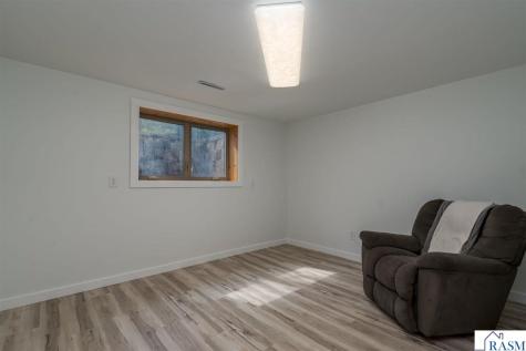 11 NW Cedar Point Lane Elysian MN 56028