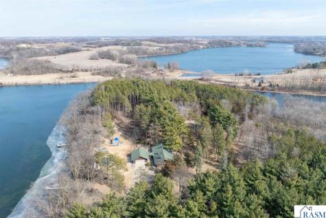 11 NW Cedar Point Lane Elysian MN 56028