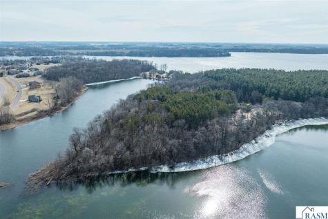 11 NW Cedar Point Lane Elysian MN 56028