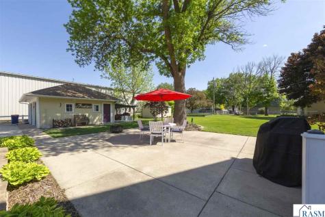 580 6th Street Lafayette MN 56054