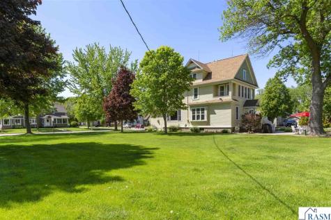 580 6th Street Lafayette MN 56054
