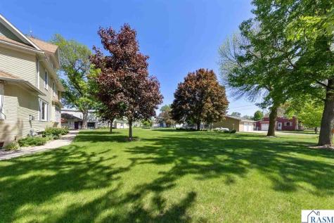 580 6th Street Lafayette MN 56054