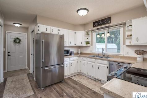 716 W River Street Waterville MN 56096