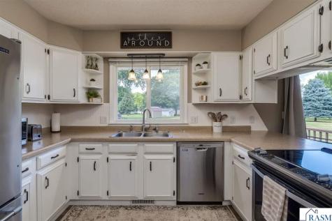 716 W River Street Waterville MN 56096