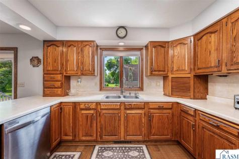 35780 110th Street Blue Earth MN 56013