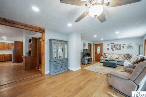 35780 110th Street Blue Earth MN 56013