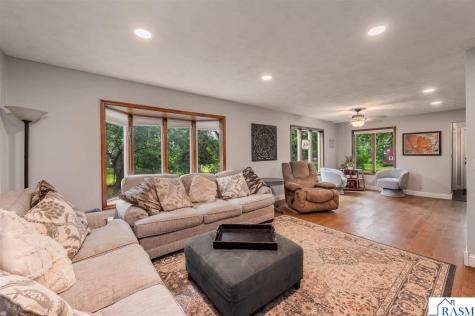 35780 110th Street Blue Earth MN 56013