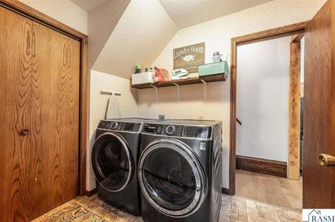 35780 110th Street Blue Earth MN 56013