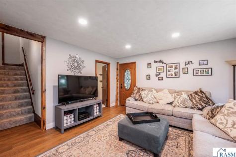 35780 110th Street Blue Earth MN 56013