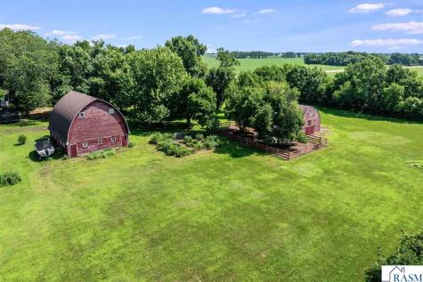 35780 110th Street Blue Earth MN 56013