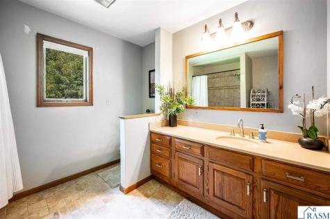 35780 110th Street Blue Earth MN 56013