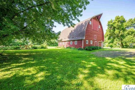 35780 110th Street Blue Earth MN 56013