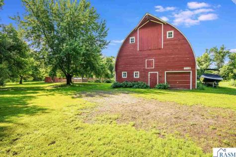 35780 110th Street Blue Earth MN 56013