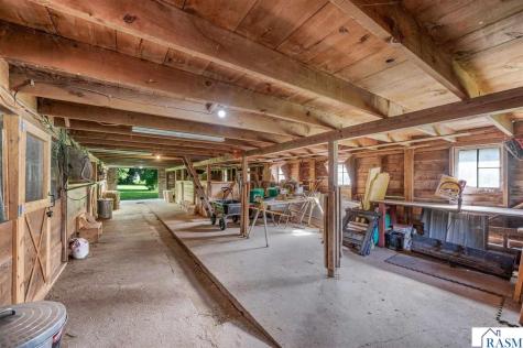 35780 110th Street Blue Earth MN 56013