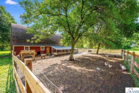 35780 110th Street Blue Earth MN 56013