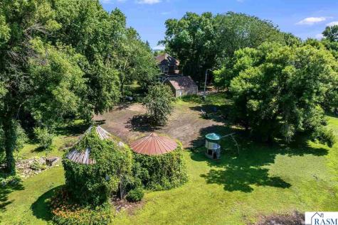 35780 110th Street Blue Earth MN 56013
