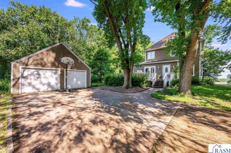 35780 110th Street Blue Earth MN 56013