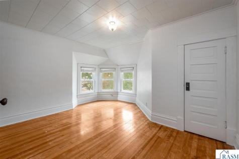 203 N Galbraith Street Blue Earth MN 56013