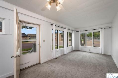 203 N Galbraith Street Blue Earth MN 56013