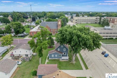 203 N Galbraith Street Blue Earth MN 56013