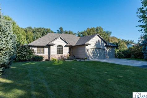 44229 Willow Road St. Peter MN 56082